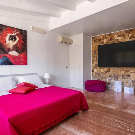 Deliziosa Con Piscina Privata Villa *