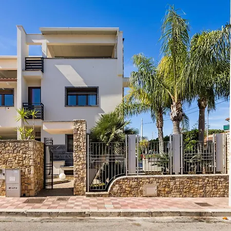 Deliziosa Con Piscina Privata Terrasini