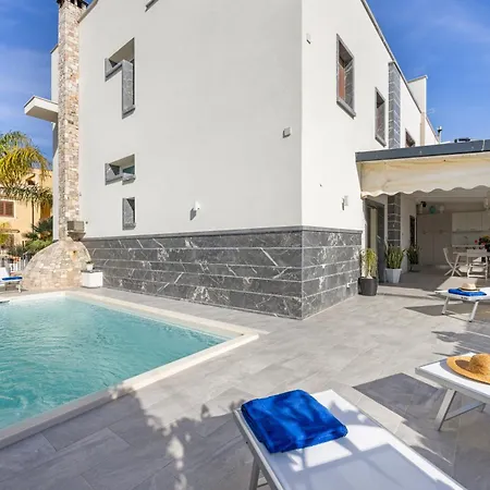 Deliziosa Con Piscina Privata