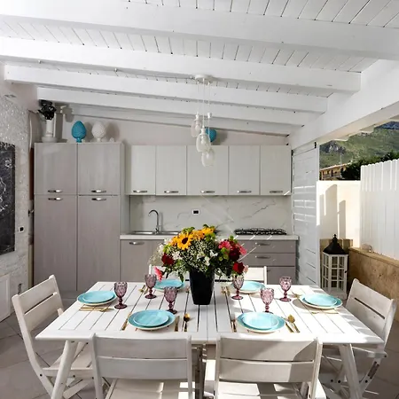 Deliziosa Con Piscina Privata Villa